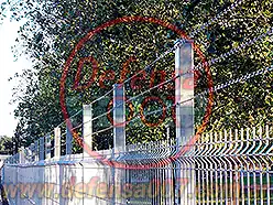 Instalación de concertina lineal de 3 líneas sobre reja. Zona Pacheco.