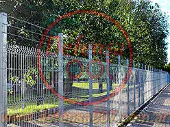 Instalación de concertina lineal de 3 líneas sobre reja. Zona Pacheco.